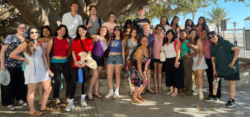 Cincuenta nuevos estudiantes de universidades de EE. UU. participan en los programas internacionales de la UCA