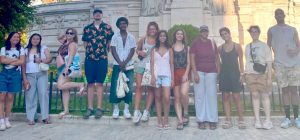 El CSLM da la bienvenida a 12 estudiantes de UMass Lowell para una nueva estancia académica de ve...